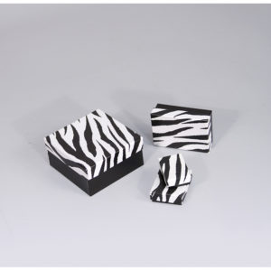 JEWELRY BOX-COLOR COTTON FILLED BOX