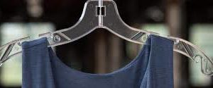 PLASTIC TOP HANGERS